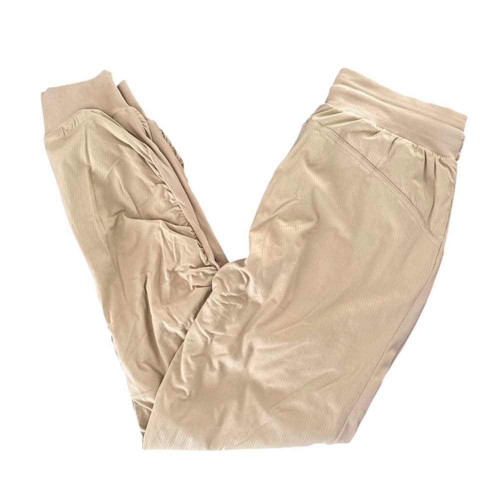 Lululemon Women’s Beyond the Studio Lined Jogger LW5DD6S Tan Beige Sz 2 Athletic